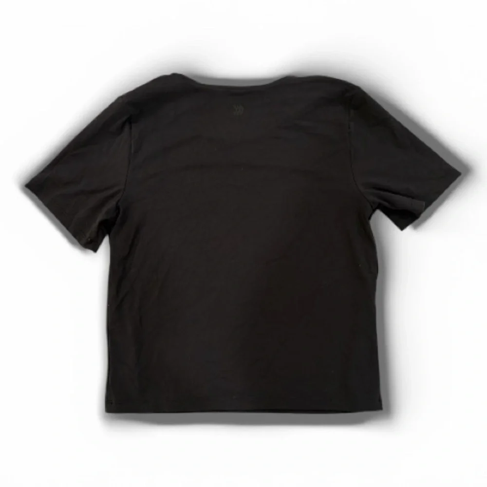 NWT all in motion Super Soft Buttery Athletic Youth Short Sleeve Tee Medium